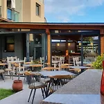 Hotel Vrahakia Sarti