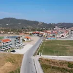Hotel Vrahakia *