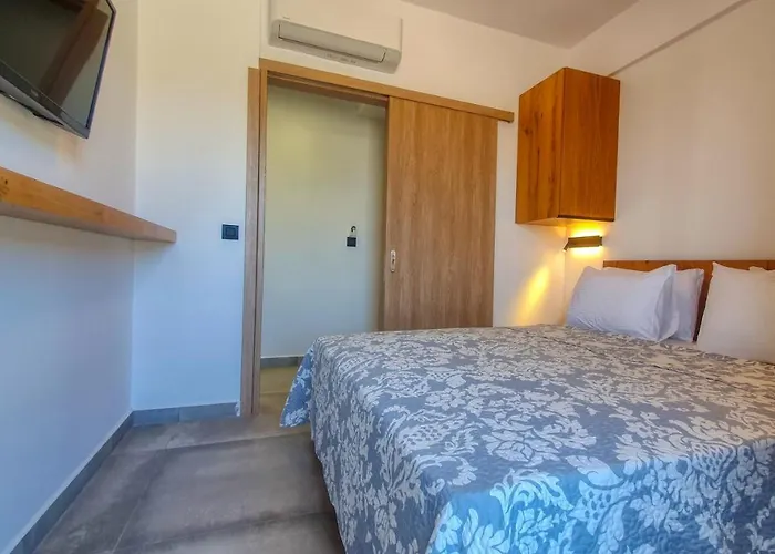 Vrahakia Hotel Sarti