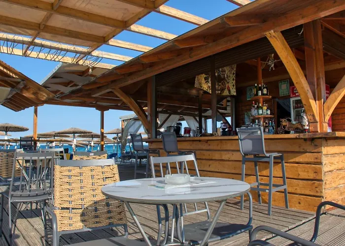 Hotel Vrahakia Sarti