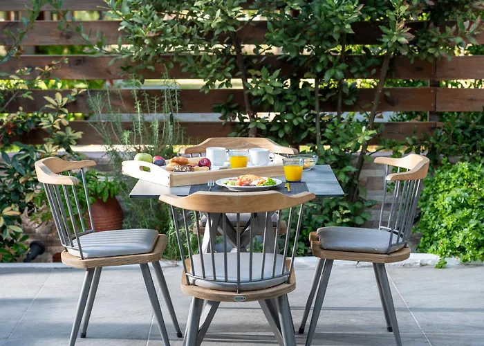 Hotel Vrahakia Sarti